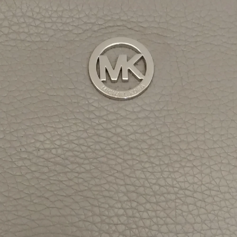 Michael Kors Extra Large Wristlet Wallet Clutch